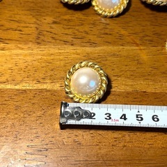 ボタン ゴールド フェイクパールの画像