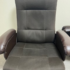 ニトリ　リクライニングチェア　オットマン付きの画像