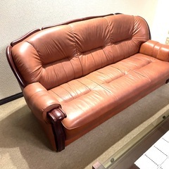 応接セット　比較的綺麗な椅子と　机　ソファ　事務所 リビングダイニングの画像