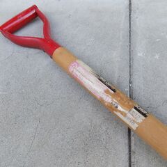 ※お引き取り先決定済み※アルミ角スコップ　全長980mm　先端サイズ305ｍｍｘ255mm　【アルミ部分に少々ぐらつきあり】【非対面取引です】の画像