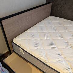 東京インテリア×フランスベッド　ダブルベッド　マットレス付きの画像