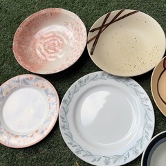お皿まとめての画像