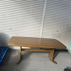 リビングテーブル　bàn kháchの画像