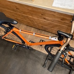 年末SALE！防犯登録無料！【前後タイヤ・チューブ新品！FUJI feather】700×28c ピストバイク　オレンジの画像