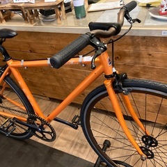 年末SALE！防犯登録無料！【前後タイヤ・チューブ新品！FUJI feather】700×28c ピストバイク　オレンジの画像