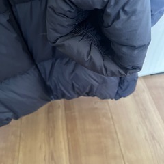 ULTRA LIGHT DOWN フード付きダウンジャケットの画像