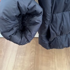 ULTRA LIGHT DOWN フード付きダウンジャケットの画像