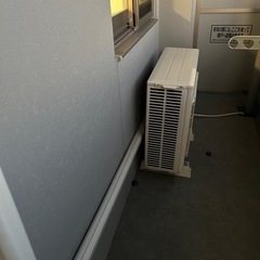 三菱電気　ルームエアコン（MSZ-EM5617E5S-W）／2017年製・5.6kW（主に18畳）の画像