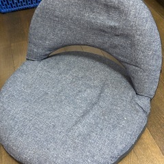 ベージュカバー有 座椅子の画像