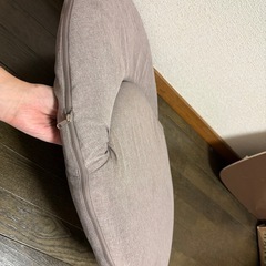 ベージュカバー有 座椅子の画像