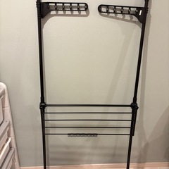 ハンガーラックの画像