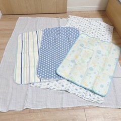 ガーゼブランケット　防水シーツ　おむつ替えシートの画像