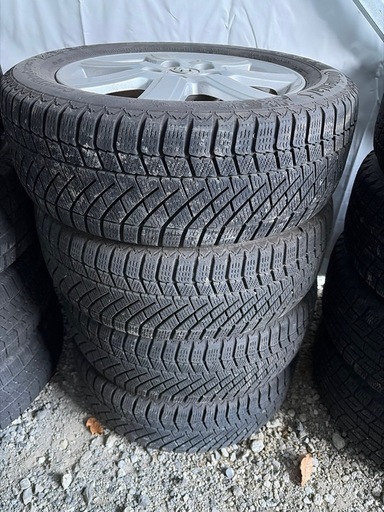 205/55R16  スタッドレス