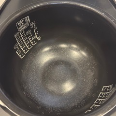 アイリスオーヤマ 炊飯器 5.5合 IH式 一人暮らし デザインタイプ 50銘柄炊き分け機能 極厚火釜 ヘルシーメニュー 低温調理機能 パン・ケーキ機能 ブラック RC-IL50-Bの画像