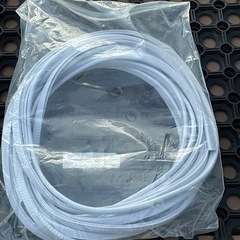 車のドア保護用モールの画像