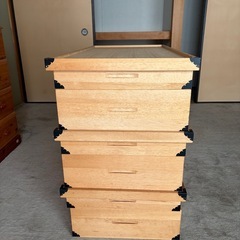 桐の衣装ケースの画像