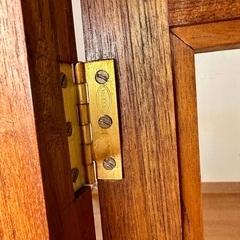 ヨーロッパ ヴィンテージ ガラス キャビネットの画像