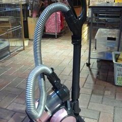 業者様向け TOSHIBA サイクロン式クリーナー トルネオ ヴイ VC-MG710 2017年製 ライトピンク 東芝 サイクロン掃除機 TORNEO V クリーナー 掃除機  札幌市東区 新道東店の画像