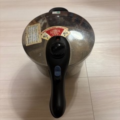 圧力鍋3.2ℓ【無料で差し上げます】の画像