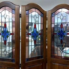 ステンドグラス 3連パーテーション 高さ：約157cm 木製 衝立 間仕切 店舗ディスプレイ 什器 英国 インテリア 札幌市 中央区 南12条の画像