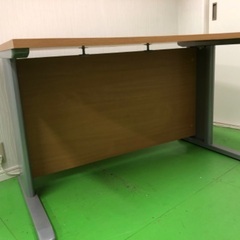 オフィス用デスクの画像