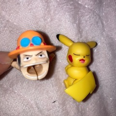 ピカチュウ、ワンピース、コード断線防止フィギュアの画像