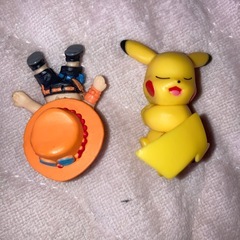 ピカチュウ、ワンピース、コード断線防止フィギュアの画像