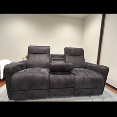 ファブリックレザー　3人掛けソファ　電動リクライニングの画像