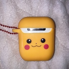 AirPodsケース 第1、第2世代？の画像