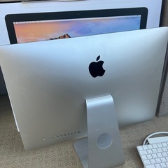 Apple iMac  2015  21インチの画像