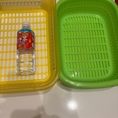 水切りカゴ、積み重ねバスケットなどの画像