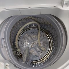 【シワ抑えコースやほぐし運転機能あり】全自動洗濯機 SHARP シャープ ES-GE6B-W 6.0kg 2018年製 幅56.5cm：ホワイトの画像