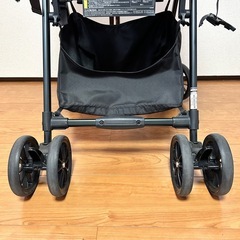美品　Combi Acbee JM b型ベビーカー　ライングレーの画像