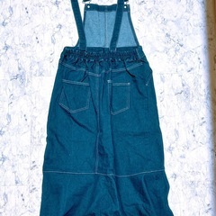 サロペット スカートの画像