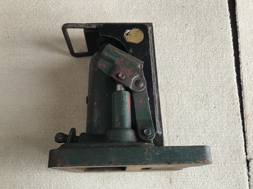 油圧ジャッキ　付き　中古