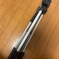 軽量アルミ三脚 自由雲台付き　FT-367の画像