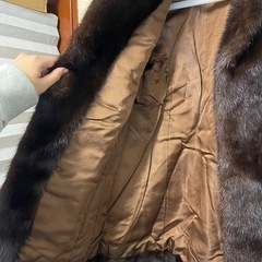Moon Bat fun 毛皮 ブラウン 本毛皮 ミンク ファーコートの画像