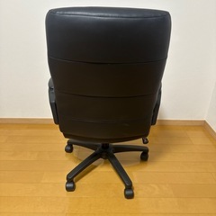 デスクワーク用チェアーの画像