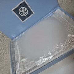 未使用　たち吉　淡雪　厚ガラス盛皿　雪解けのようなお皿です　20×30㎝の画像