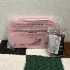 未使用ランコムポーチ　ジェニフィックアルティメセラム　UVエクスペールボトル付きの画像