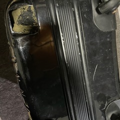 スーツケース　45Lサイズ　足破損・シール跡ありの画像