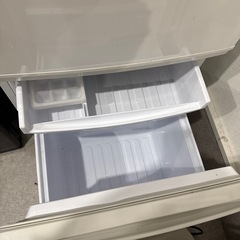 SHARP 冷凍冷蔵庫 137L 2016年製の画像