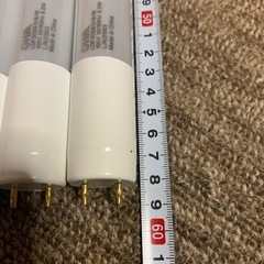 LED直管　４本　中古の画像