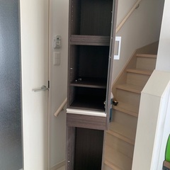 食器棚　スリムで冷蔵庫横などにの画像