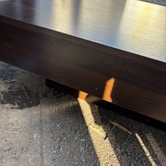 DORIS ドリス センターテーブル ウォルナット 100㎝×100㎝の画像