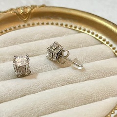 新品未使用　2点　レディース　アクセサリー　ジルコン　モアッサナイトの画像