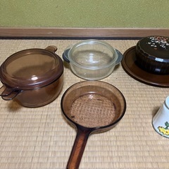 食器いろいろの画像