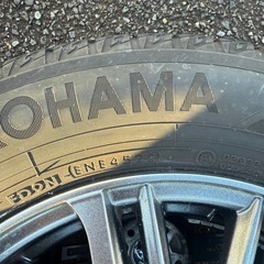 スタッドレスタイヤ譲ります(冬用) 195/65/R15の画像