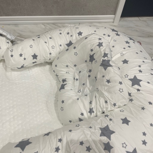 新品未使用✨️ ベッドインベッド 赤ちゃん 新生児 添い寝 ベビーベッド 折りたたみ 持ち運び便利 コンパクト 軽量 洗濯可能 防水 通気性 寝返り防止 クッション 可愛い 布団 長く使える 出産祝い ギフト 乳幼児