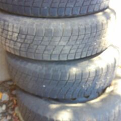 最終出品、スタッドレスタイヤ＆鉄ホイール4本セットの画像